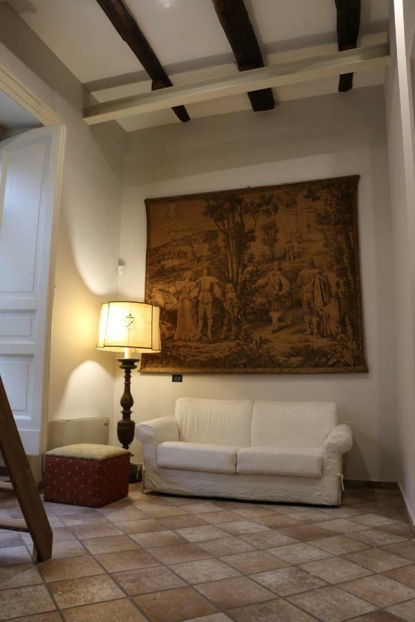 B&B Palazzo Solimena Naples Luaran gambar