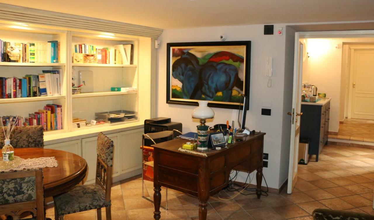 B&B Palazzo Solimena Naples Luaran gambar
